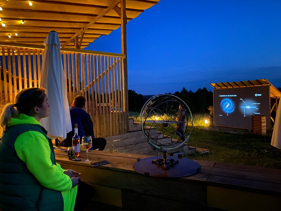 Астрономический фестиваль и наблюдения в телескопы