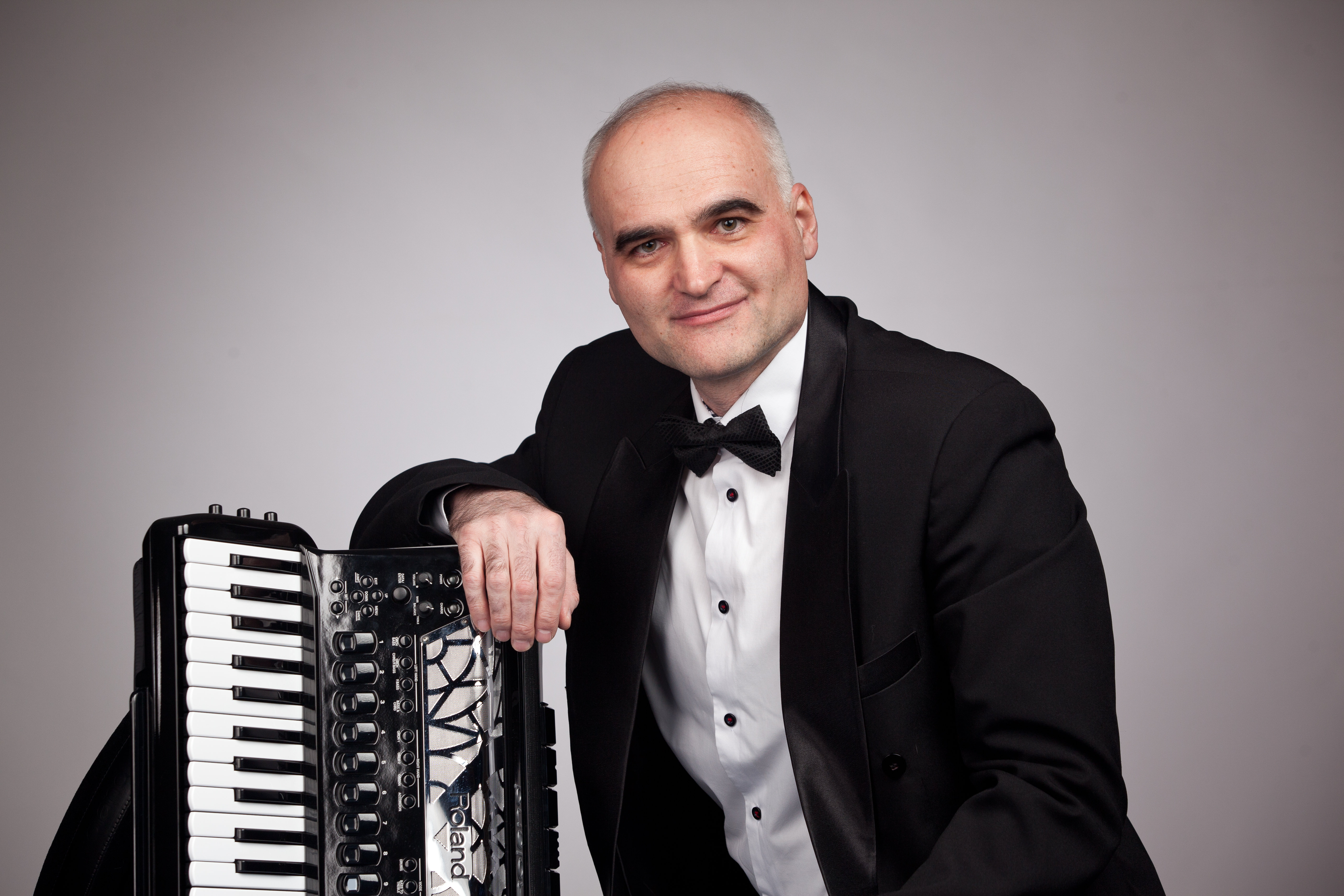 

Билеты на Павел Мангасарян и Манго-бэнд. Поп-вокал сторис (Дворец культуры)