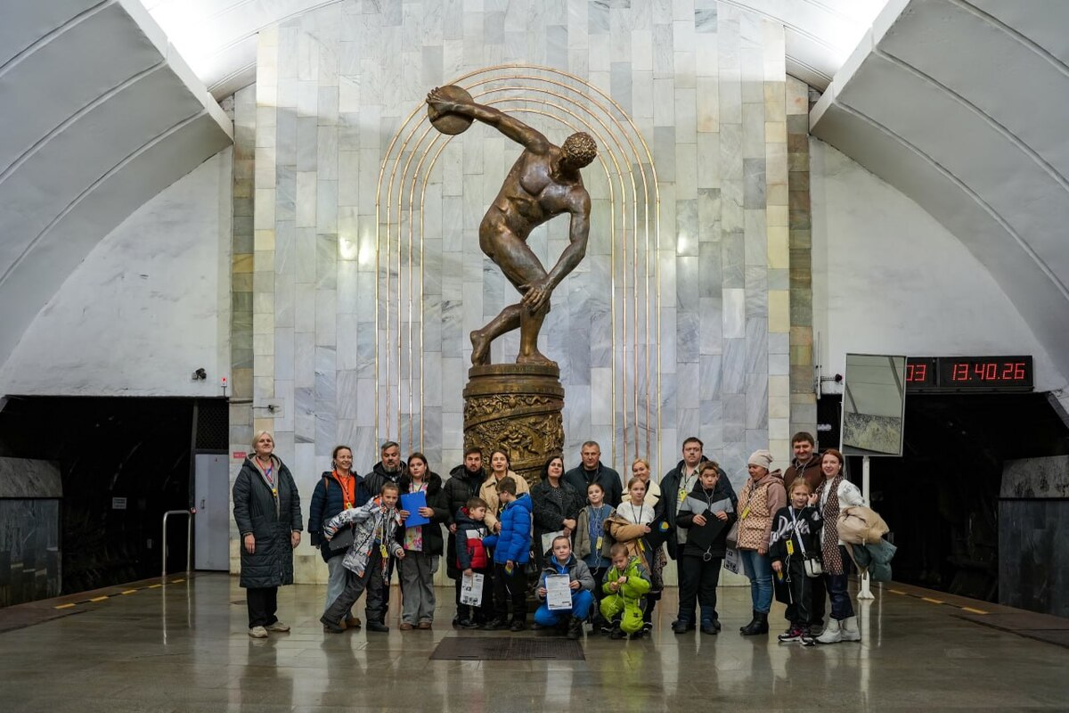 

Билеты на Последний советский (Станция метро «Площадь 1905»)