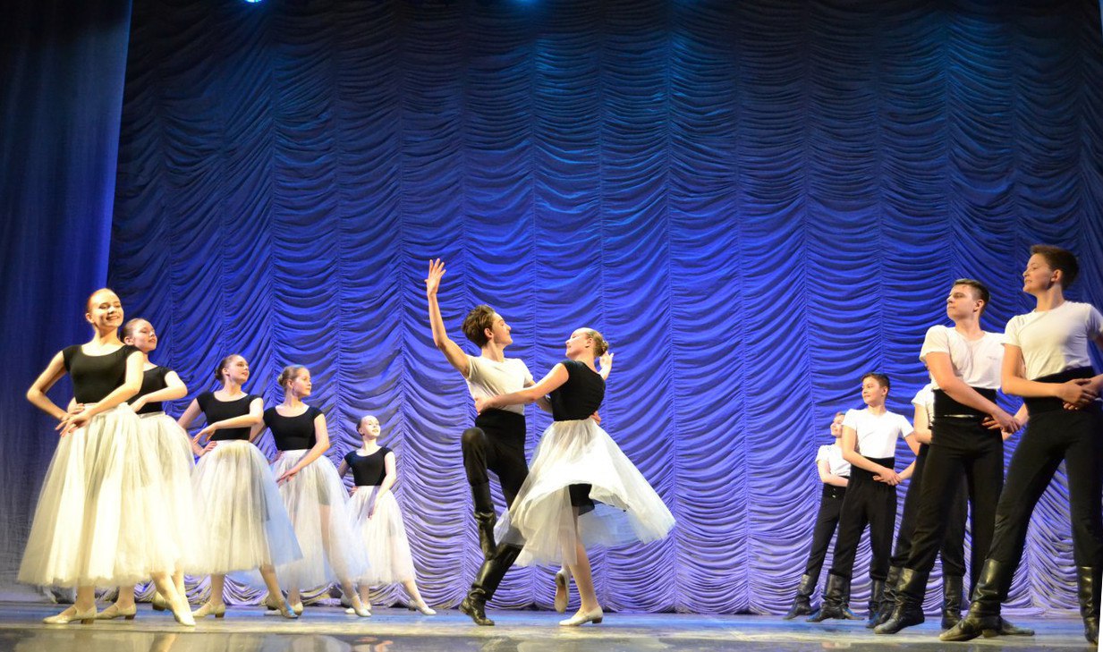 

Билеты на Король может всё (Филармония)