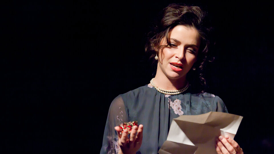 Гранатовый браслет