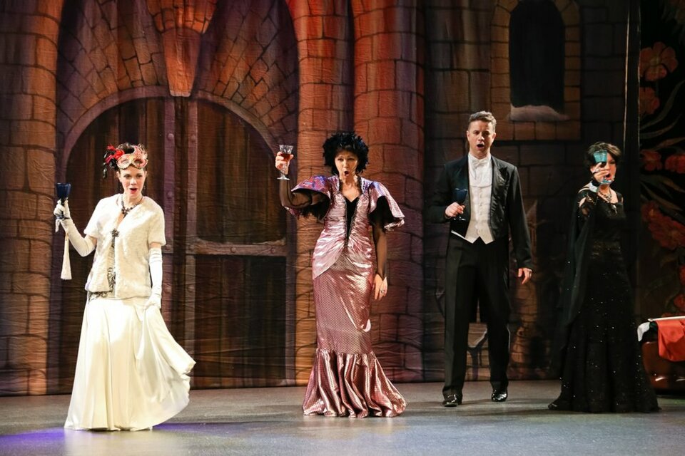 Летучая мышь