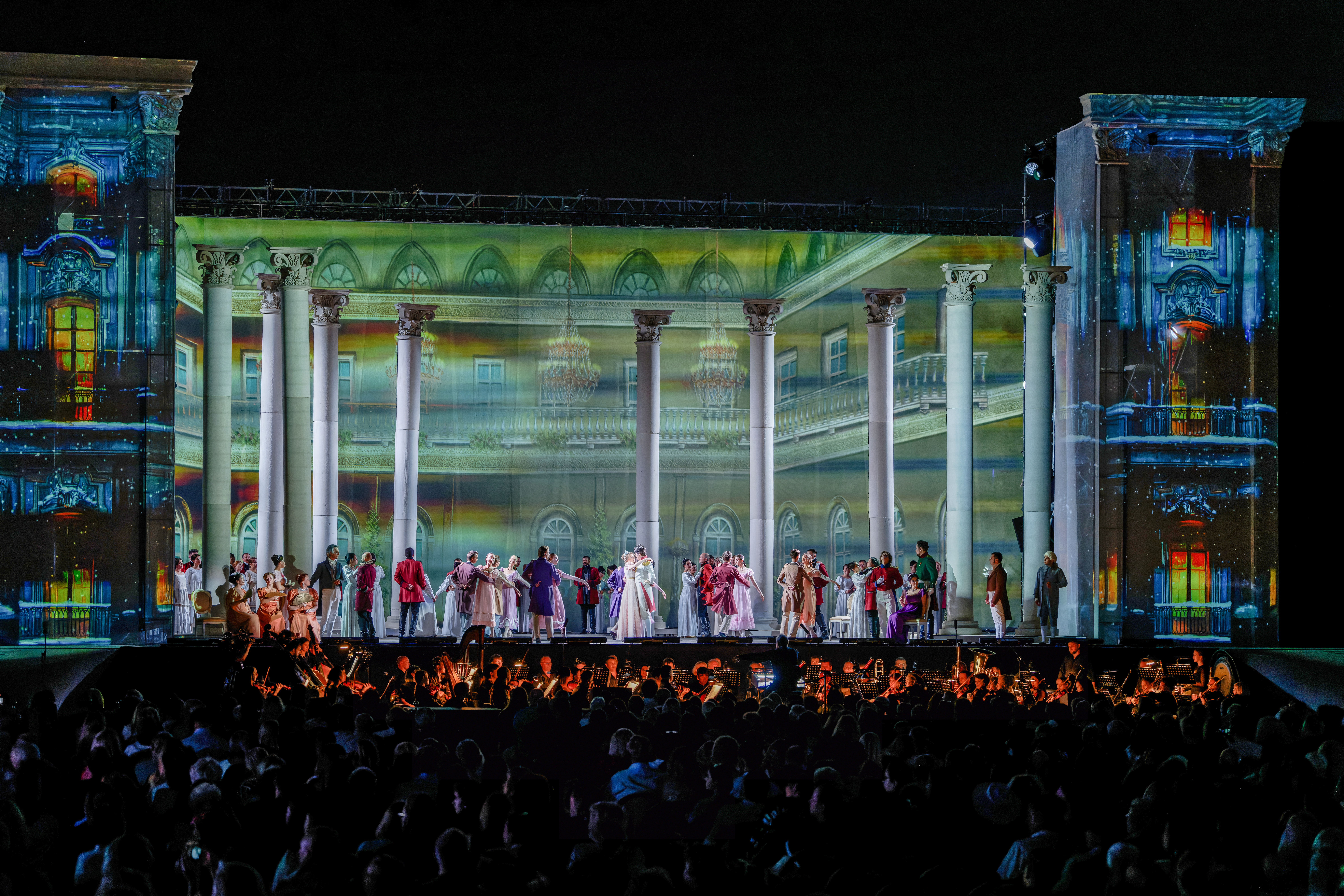 

Билеты на Война и мир. Солисты Большого и Мариинского театров (Открытая сцена у Александровского монастыря)