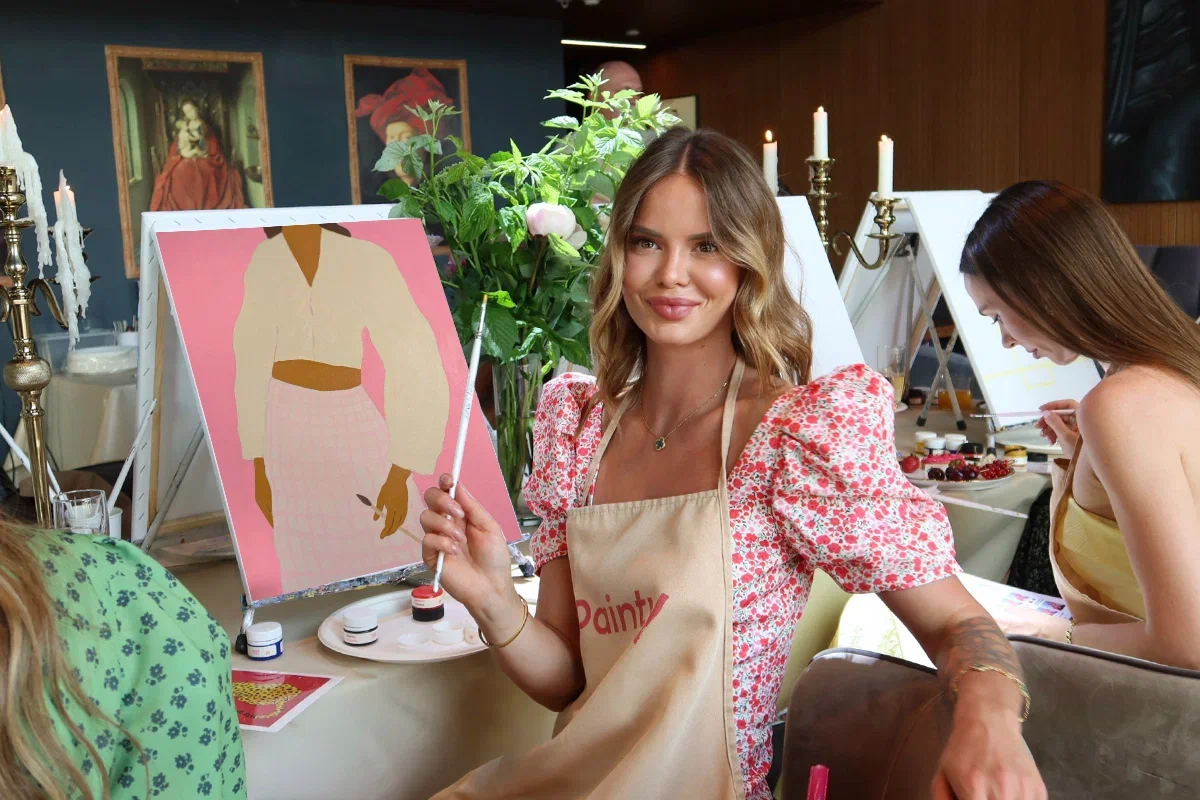 

Билеты на Арт-вечер Painty со свечами и игристым с видом на Театр им. Андрея Миронова