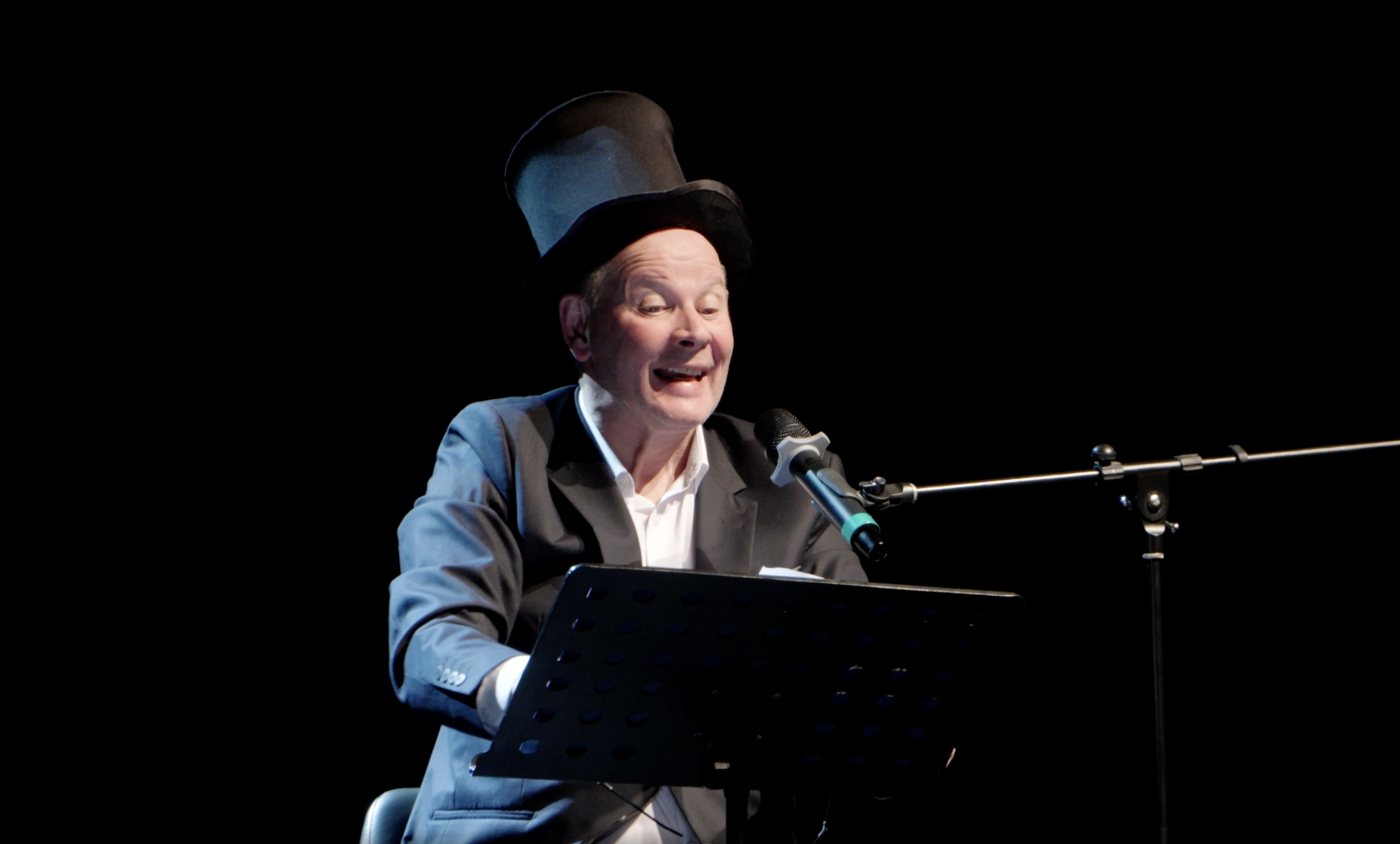 

Билеты на Женщины (ДК им. Окунева)