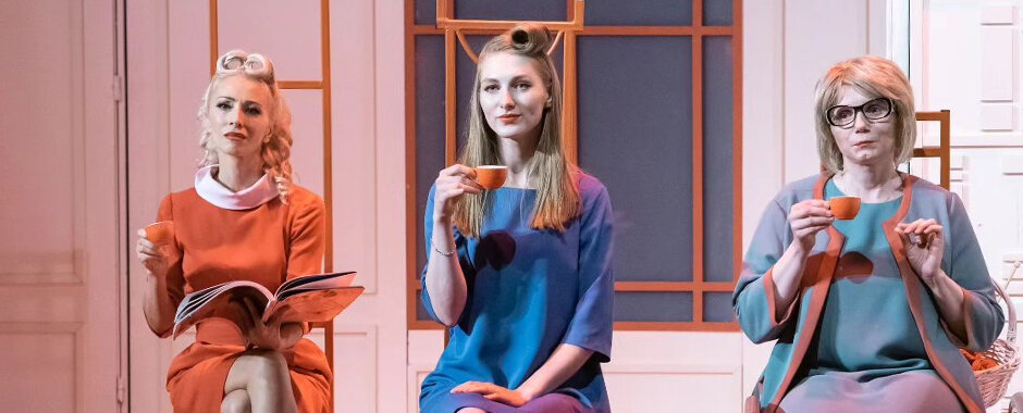 Восемь любящих женщин