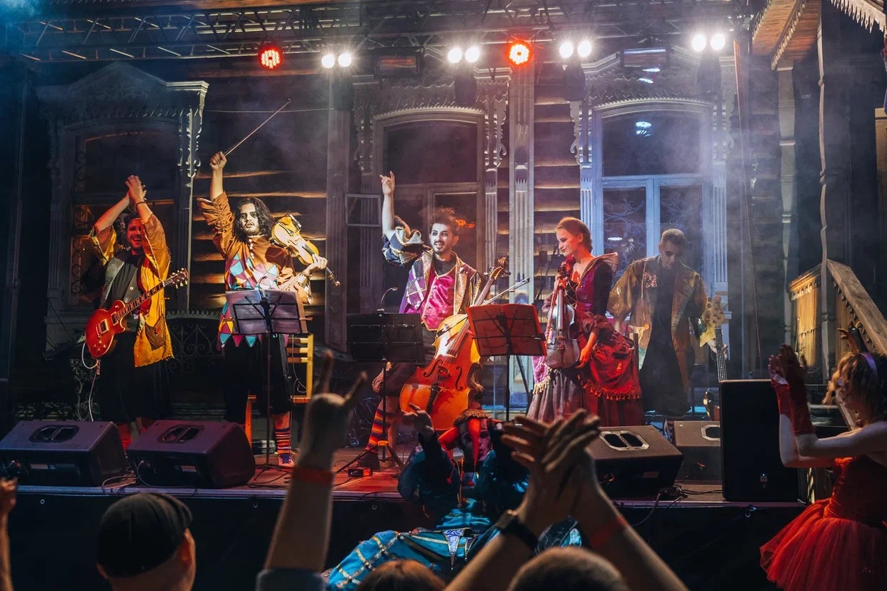 

Билеты на Проклятый старый шут (Drunke Pub)