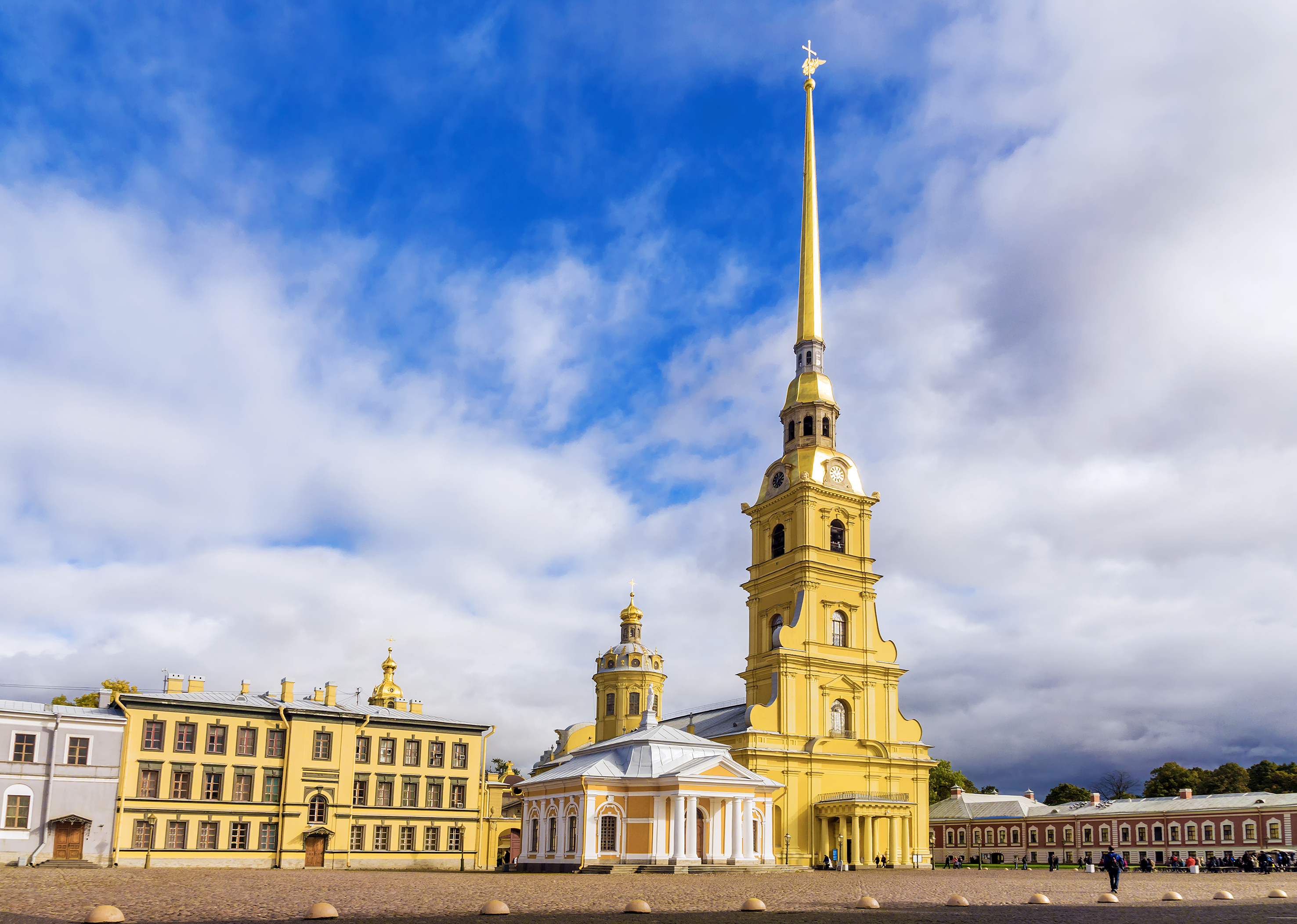 

Билеты на Парадные и смотровая (Памятник Фёдору Достоевскому)