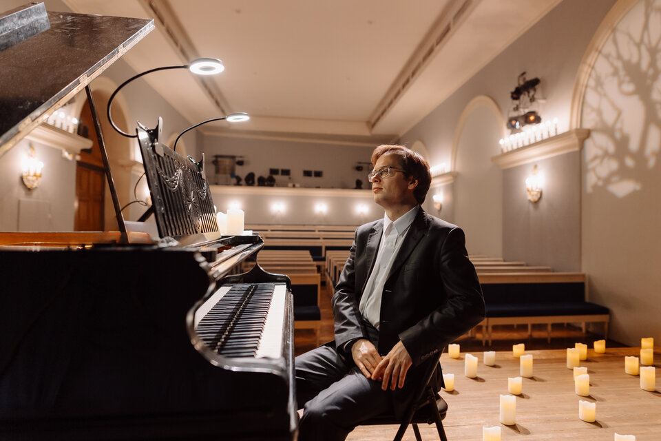 Саундтреки Ханса Циммера при свечах