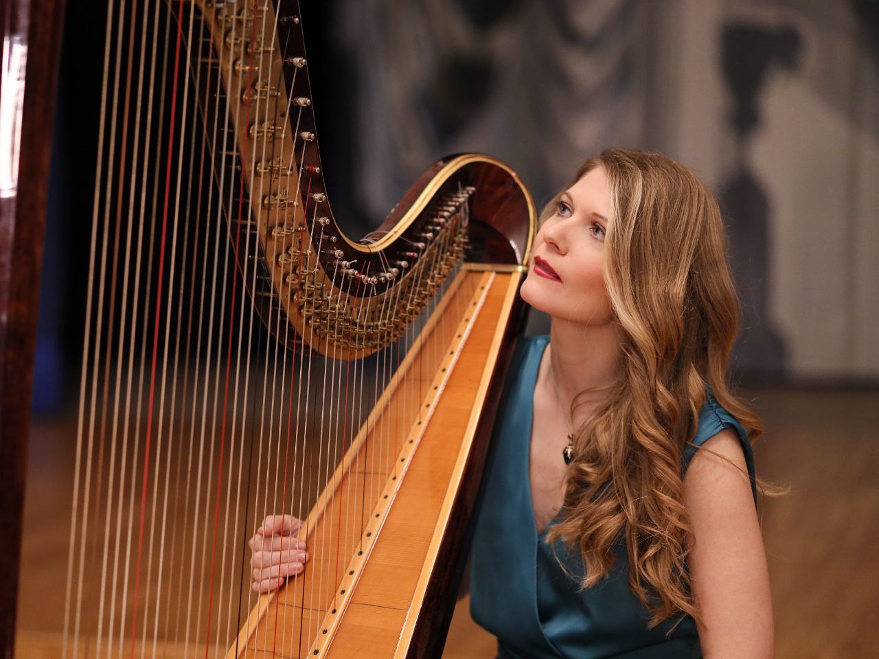 

Билеты на Театральный проект «Две на сцене»: Арфа и художественное слово (Особняк купца Носова)