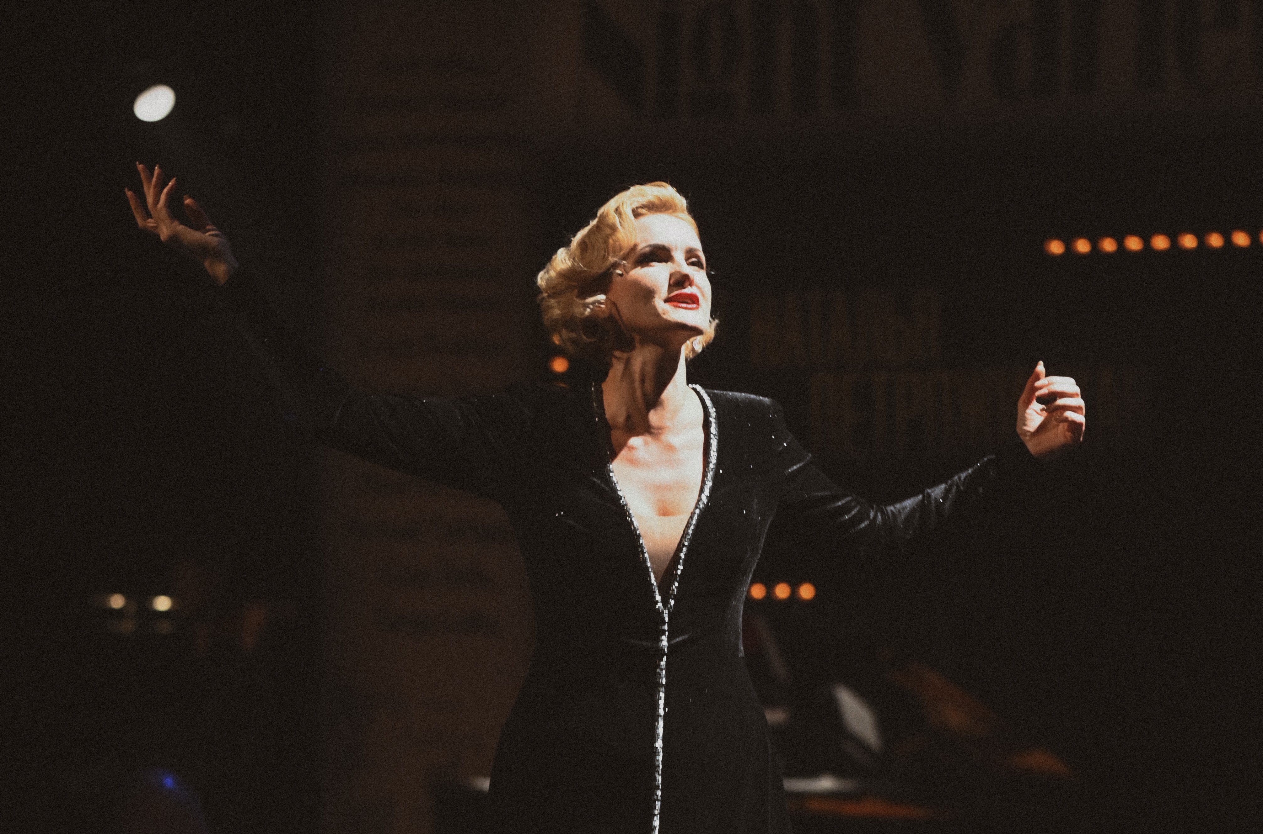 

Билеты на Ночное варьете (Театр им. Станиславского и Немировича­-Данченко)