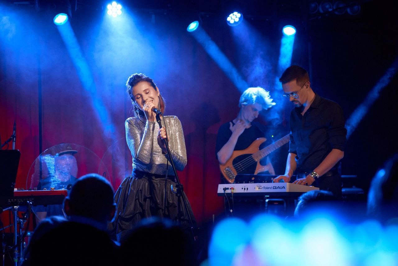 

Билеты на Настя Абруцкая и Just For You (16 Тонн)