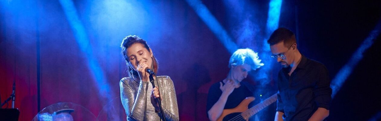 Настя Абруцкая и Just For You