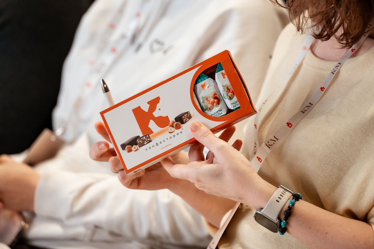 

Билеты на Татьянин день: от пушкинских строк до пермских сладостей (Скульптура «Пермяк-соленые уши»)