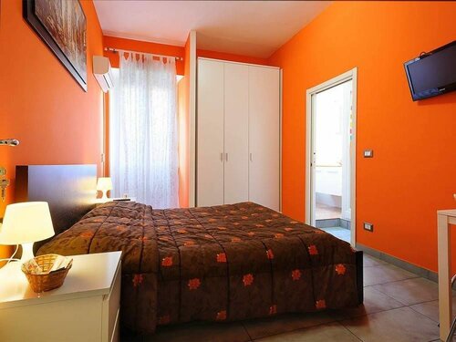 Гостиница Adriatic Room Ciampino в Чампино