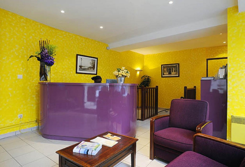 Фото Auriane Porte De Versailles