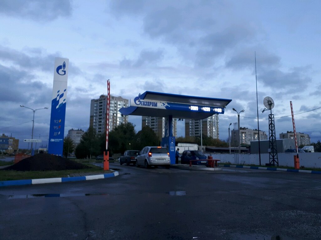 Газпром белгород фото Gazprom, gas station, Belgorod, ulitsa Makarenko, 12Д - Yandex Maps