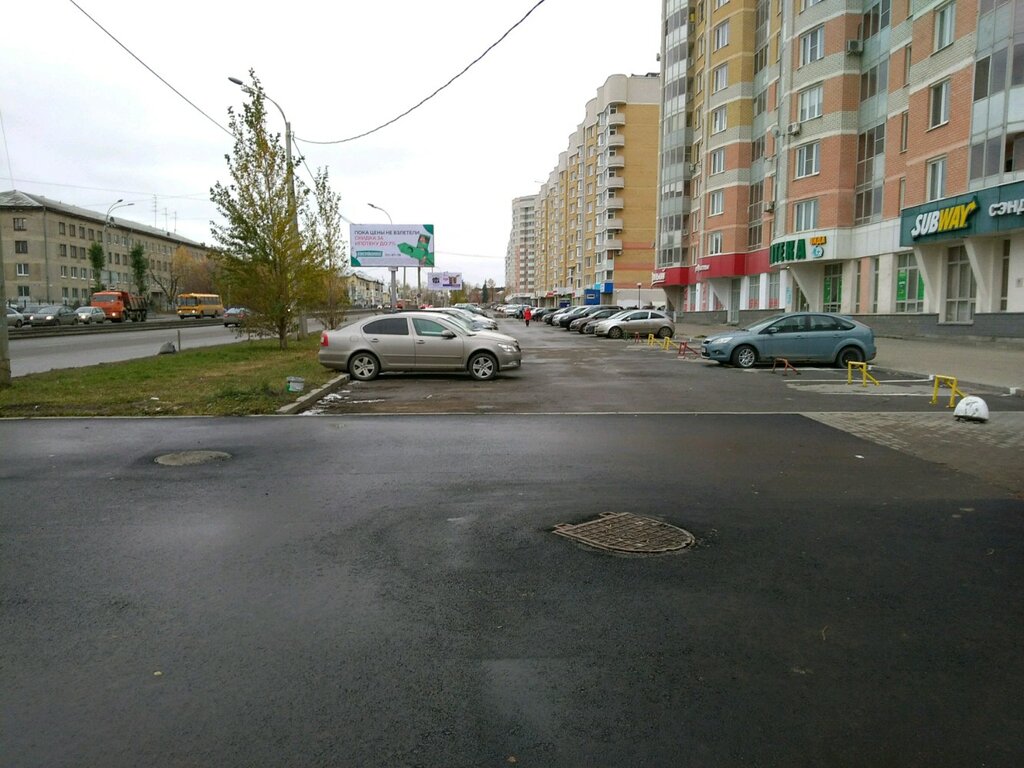 Parking lot Парковка, Yekaterinburg, photo