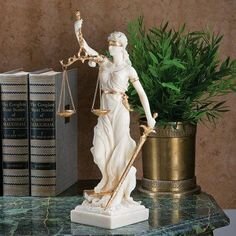 Адвокат Королева Е. В.