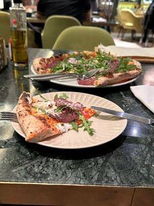 Honey-Honey (Al-Farabi Avenue, 77/1), restaurant