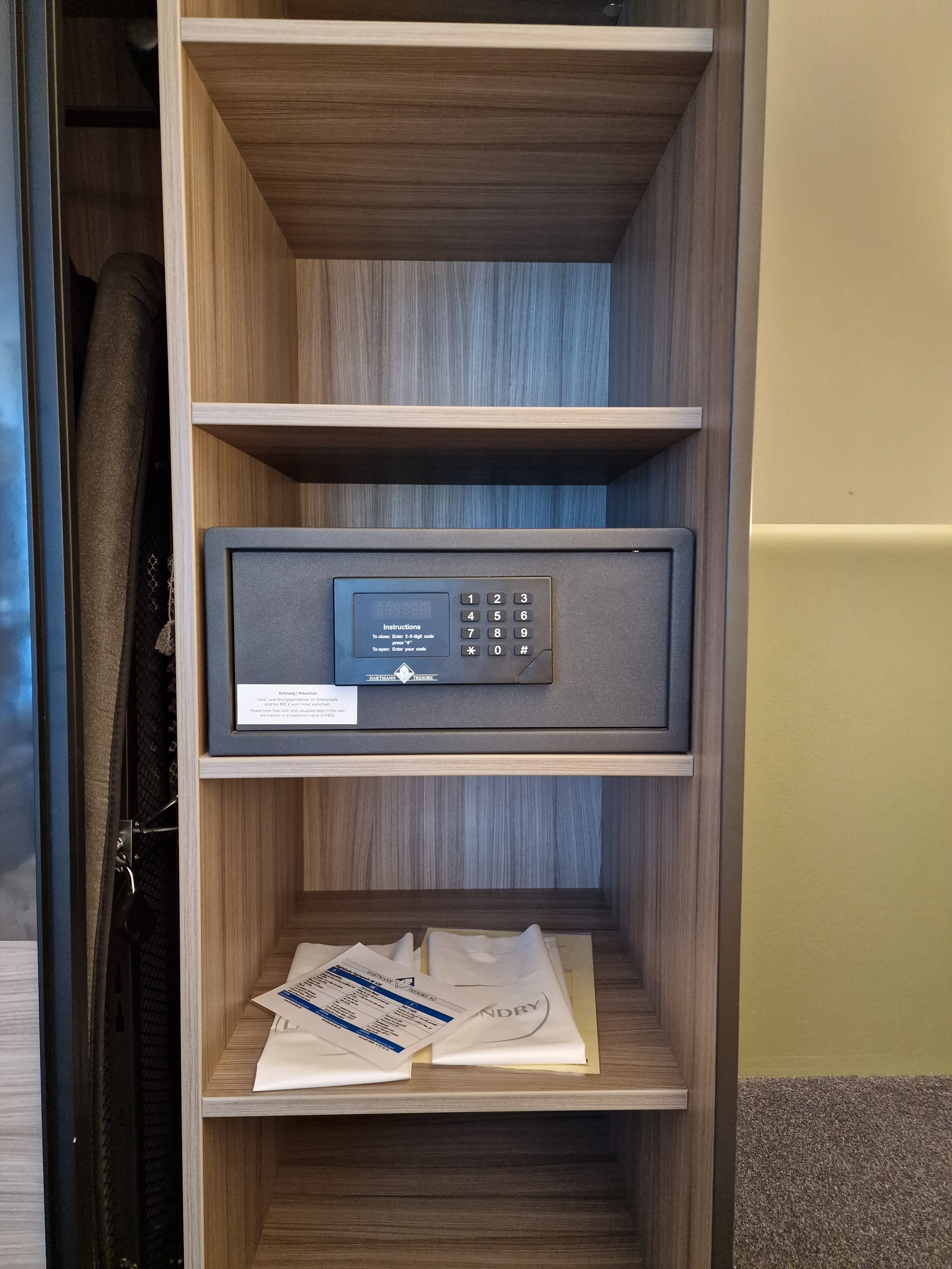 Фото Adina Apartment Hotel Hamburg Speicherstadt