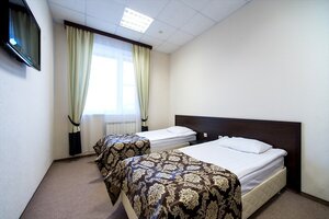 Azov Place