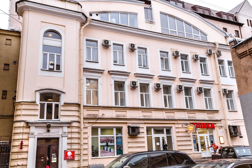 Фото отеля 2