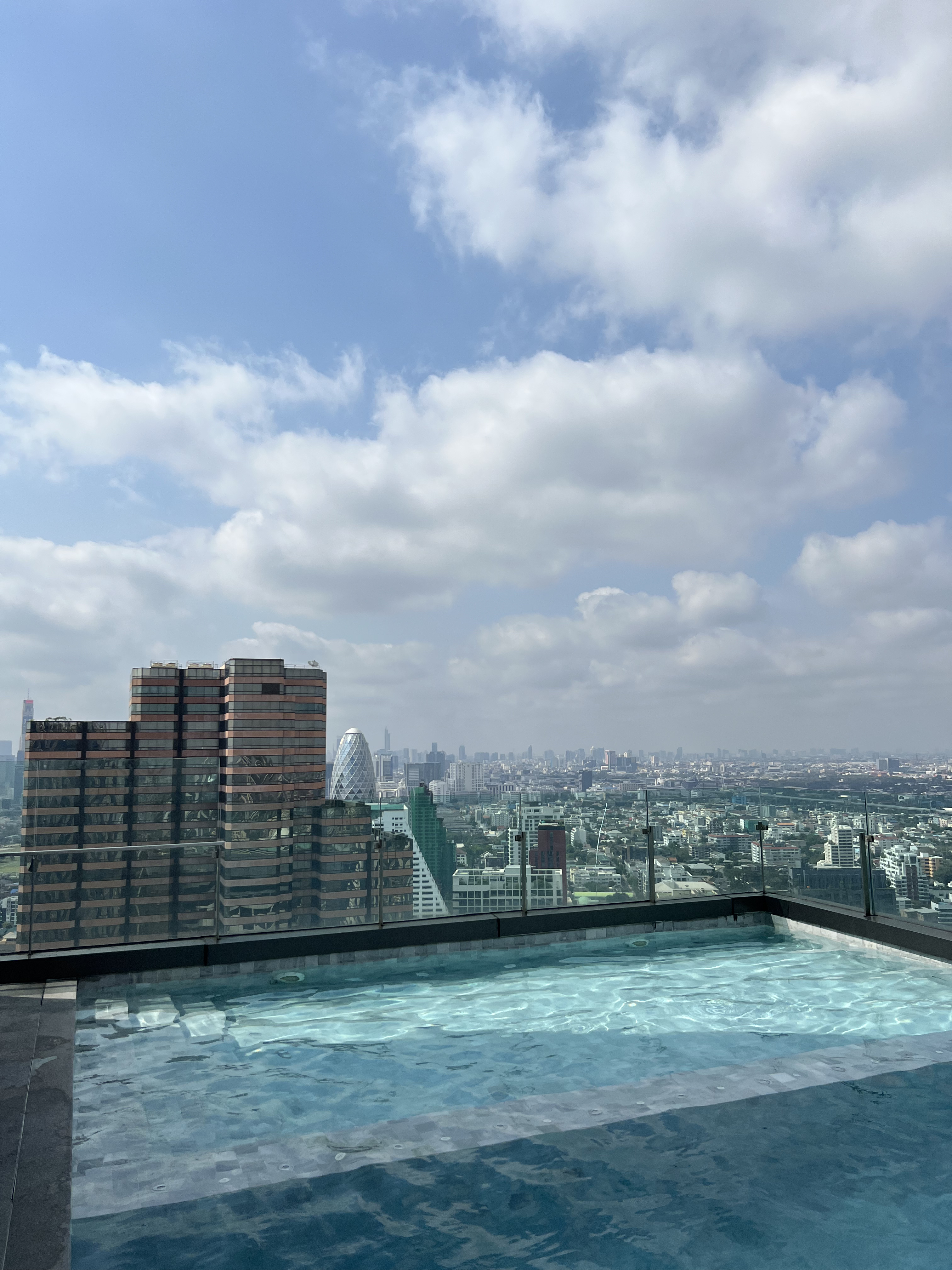 Фото The Quarter Ari by UHG