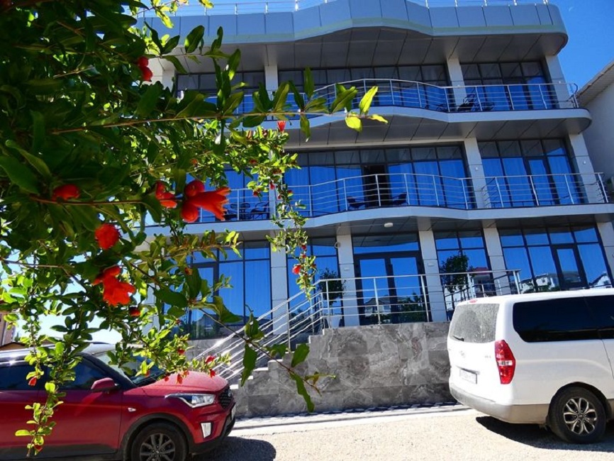 Фото Family House