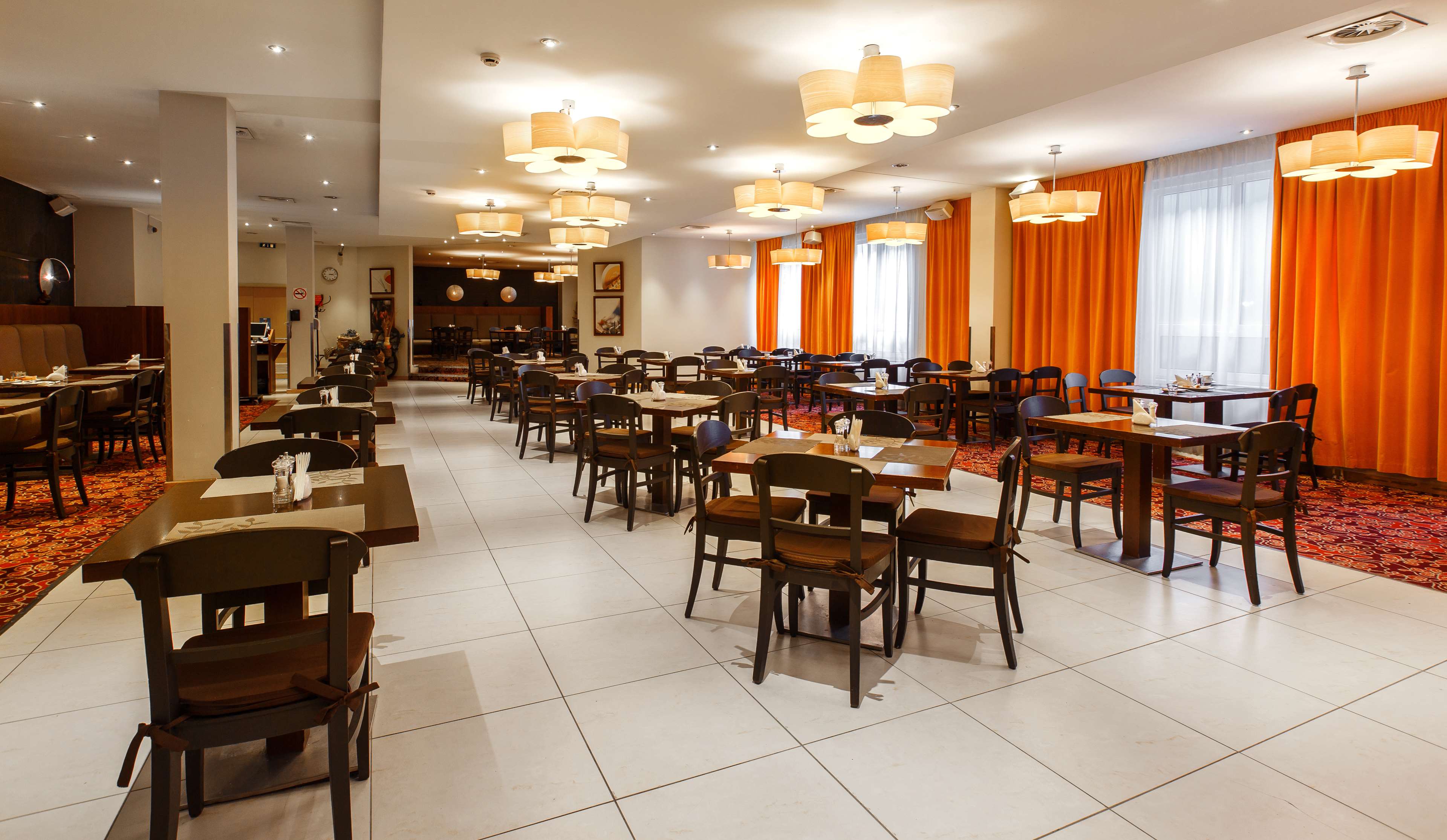 Фото Cosmos Saint-Petersburg Pulkovskaya Hotel