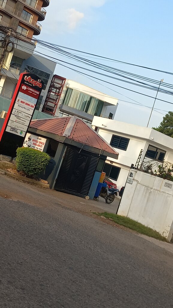 Beauty salon Farrelly & Mitchell, Accra, photo