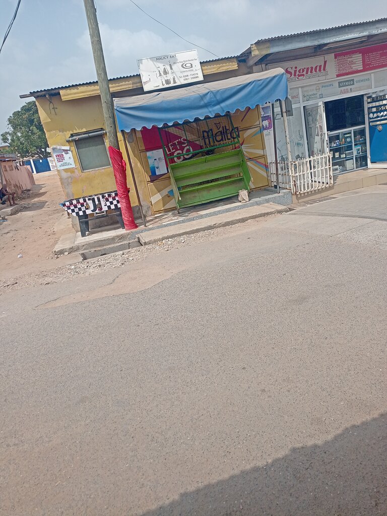 Soft drinks bar Malicey Ent, Accra, photo