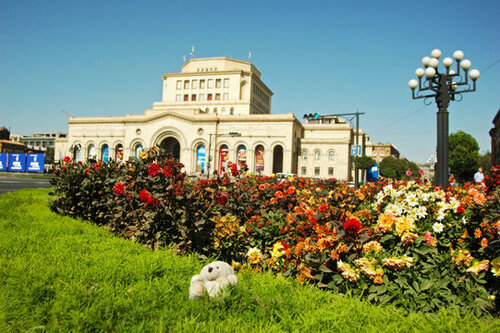 Музей Национальная картинная галерея Армении, Ереван, фото