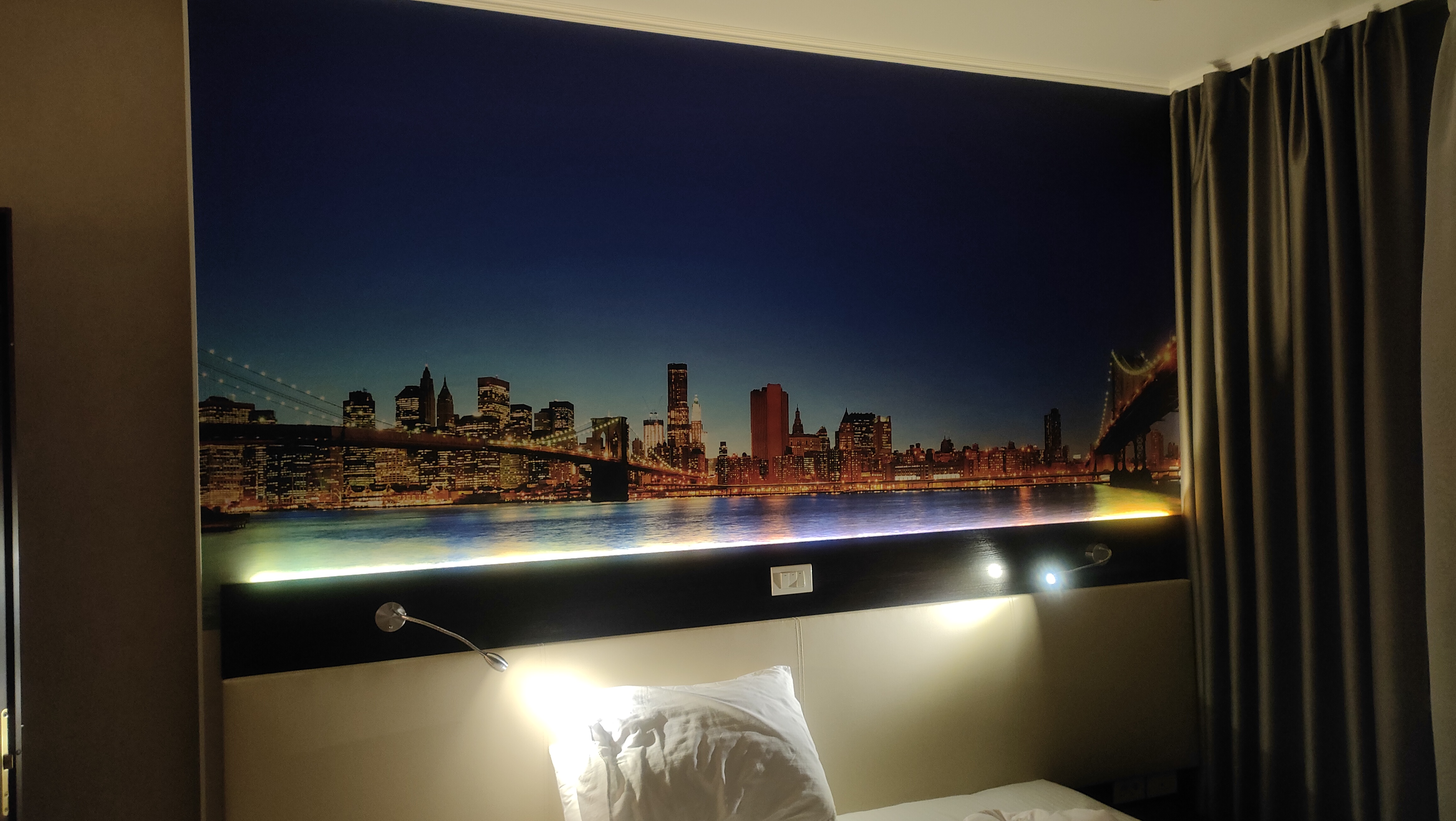 Фото Бизнес холл Панорама