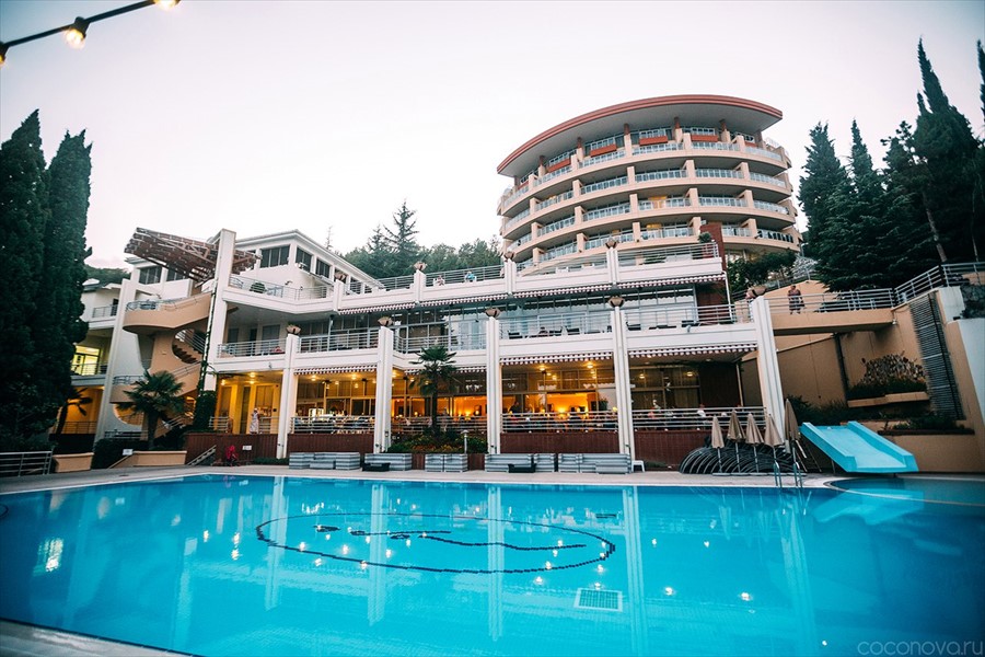 Фото отеля 2