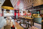 Myasorubka Angus (Liteyniy Avenue, 31) ، مطعم
