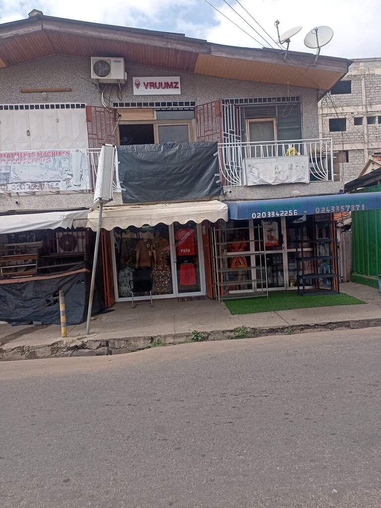Bowling Vruumz, Accra, photo