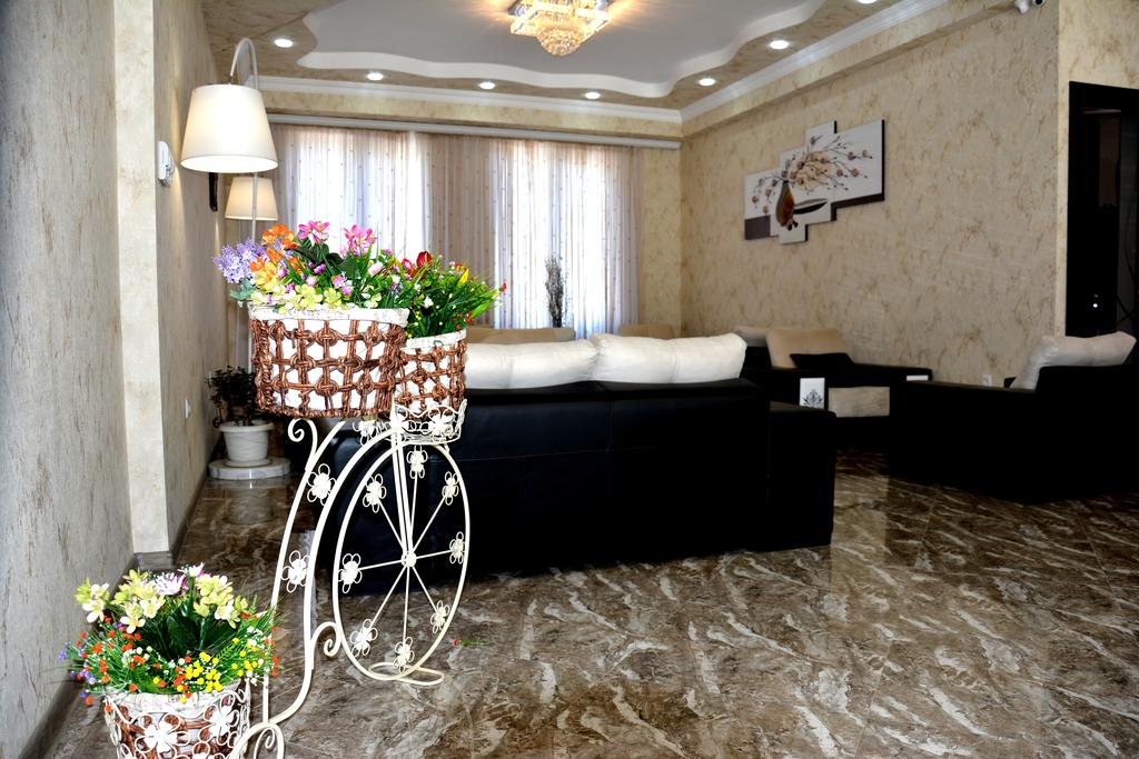 Фото LPlaza Hotel