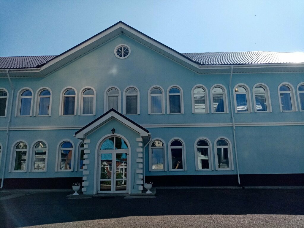 مكتبة Ufimskoye yeparkhialnoye upravleniye Russkoy Pravoslavnoy Tserkvi Yeparkhialnaya biblioteka ، أوفا، صورة