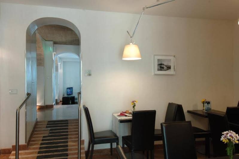 Фото Ucciardhome Hotel