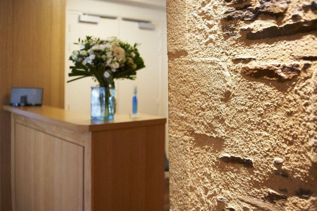 Фото Hôtel Duquesne