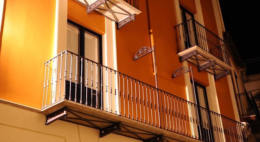 Фото Albergo Le Dodici Lune