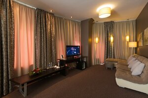 Olymp-Plaza (Kemerovo, ulitsa Rukavishnikova, 20), hotel