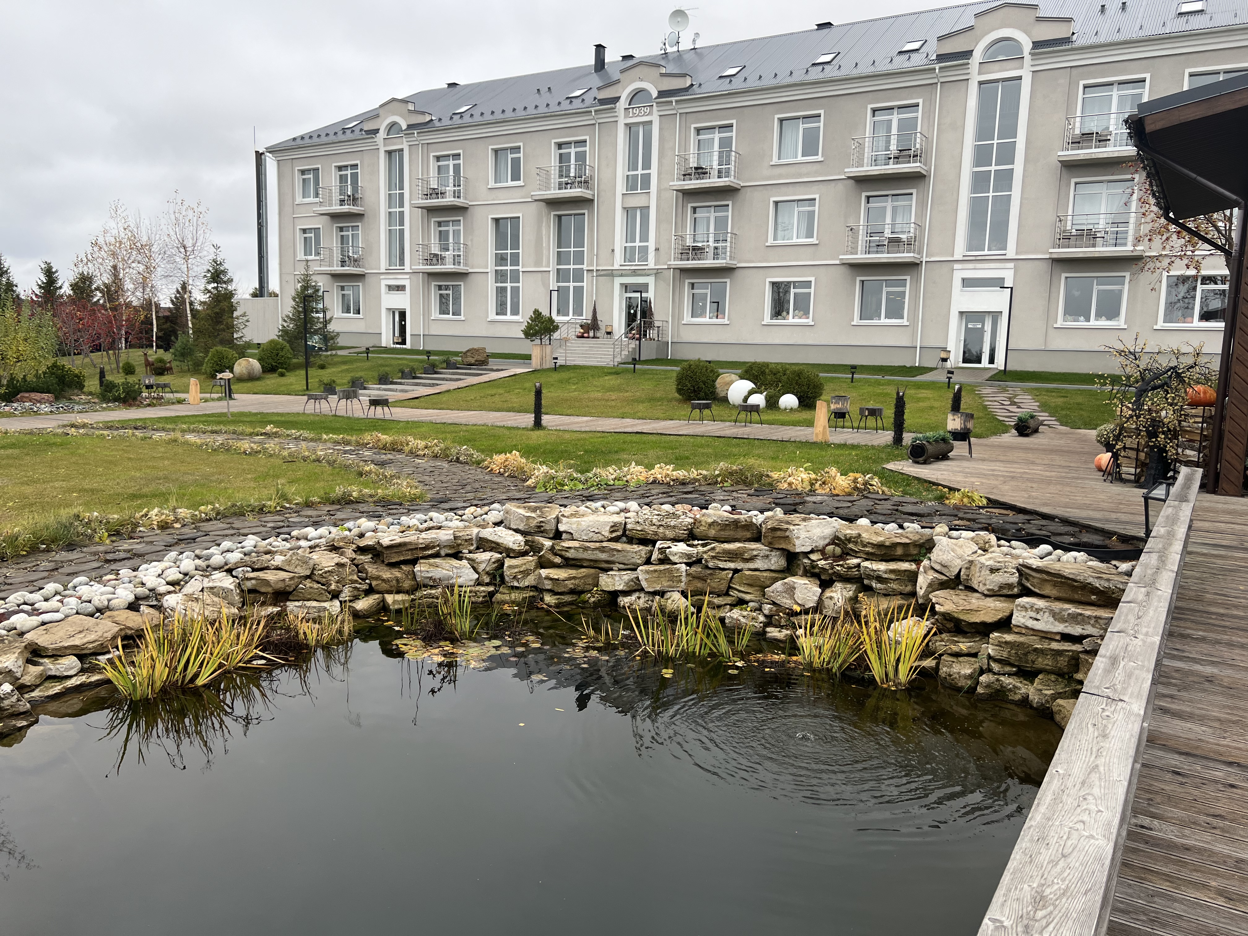 Фото отеля 1