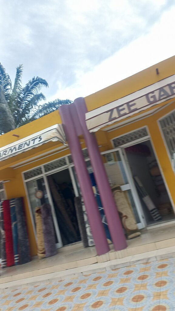 Carpet shop Zee Garments, Accra, photo
