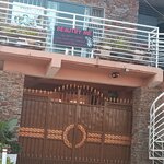 Beautify Me (Greater Accra Region, Ledzokuku-Krowor Municipal, Teshie, 3rd Avenue), cleaning services