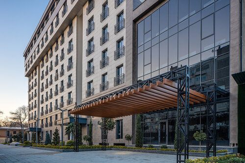 Ит стиліндегі суреттегі қисық бөкселер