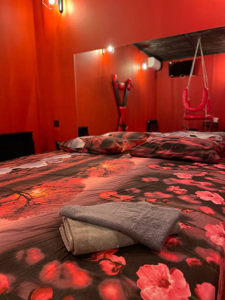 Red and Black room, гостиница, ул. Погодина, 81/36, Ростов-на-Дону — Яндекс Карты