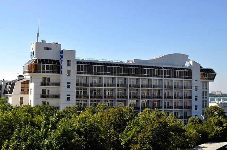 Фото отеля 2