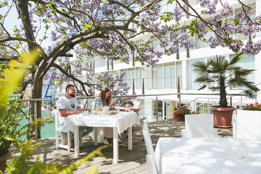 Фото Левант